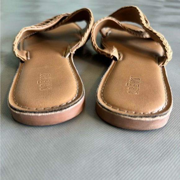 Crevo Anise Sandal - Picture 4 of 4